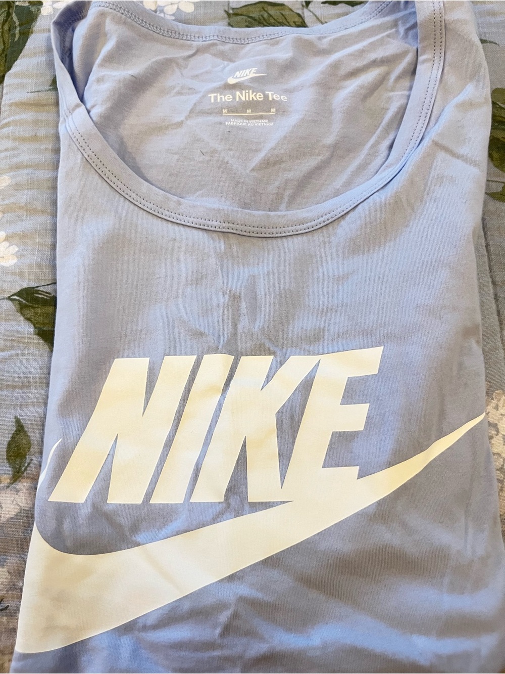 NEW Nike Light Blue Logo tank top Tee size medium.